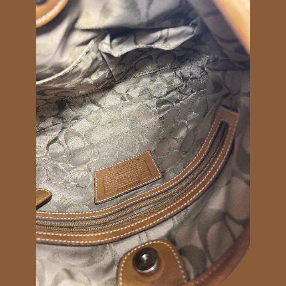 Vintage COACH Hippie Shoulder Bag in british tan - Picture 9 of 10